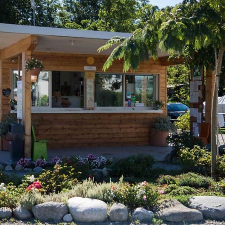 Camping Eden Glamping Дормеллетто Экстерьер фото
